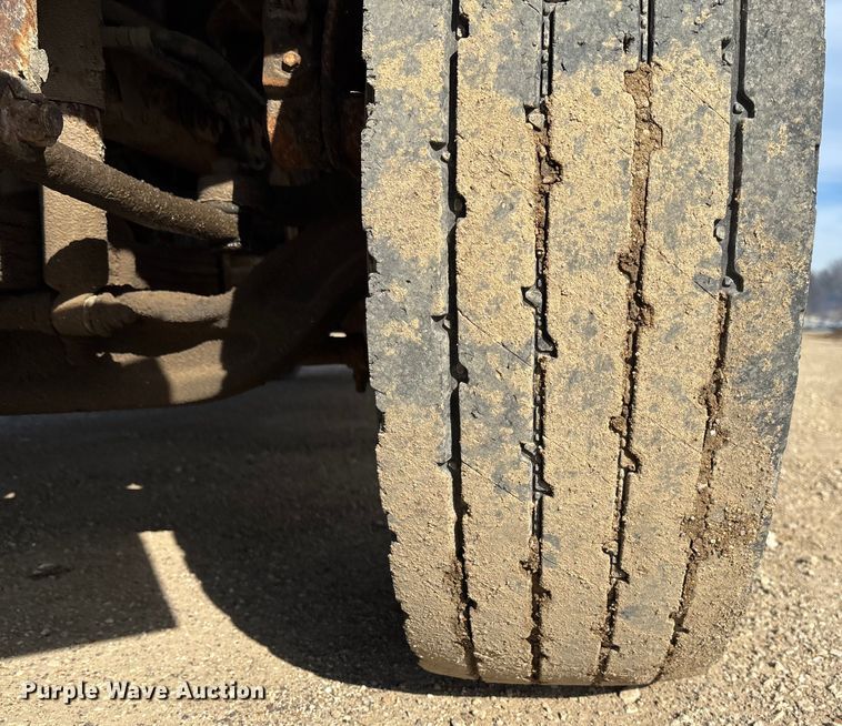 image for item FB2990 2007 International 7500 SFA dump truck