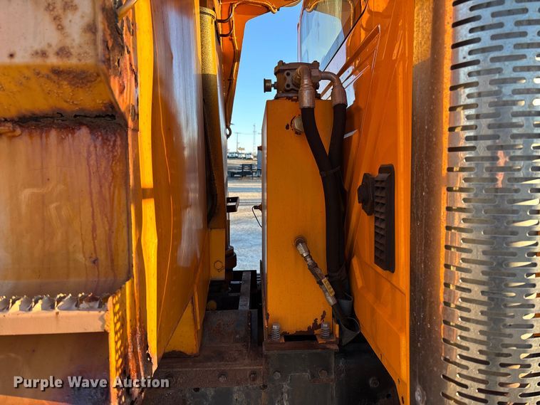 image for item FB2992 2005 International 7400 dump truck