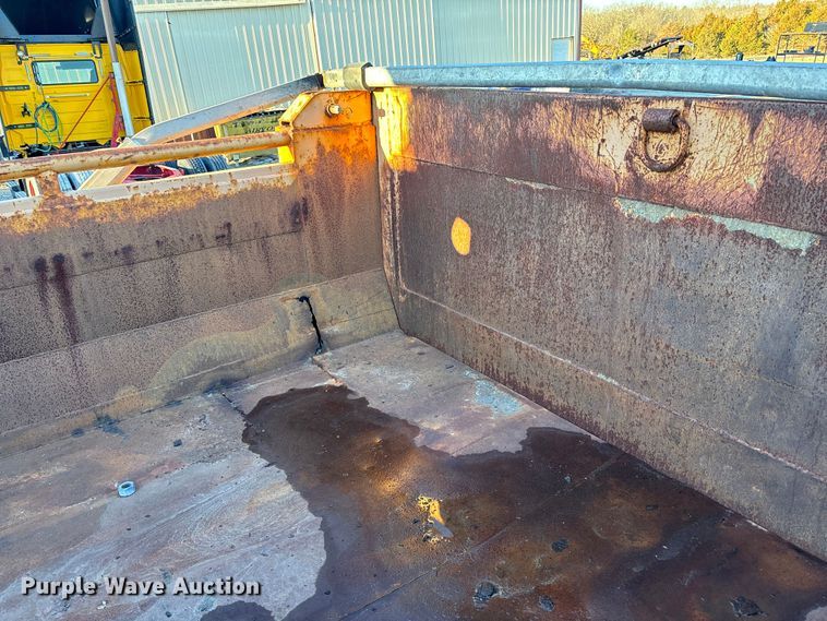 image for item FB2992 2005 International 7400 dump truck