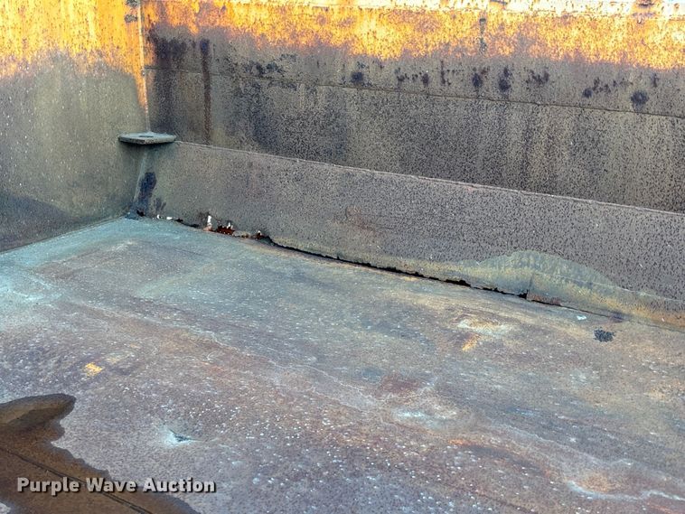 image for item FB2992 2005 International 7400 dump truck