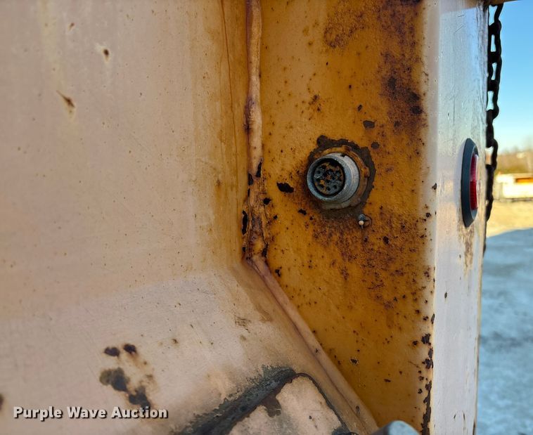 image for item FB2992 2005 International 7400 dump truck