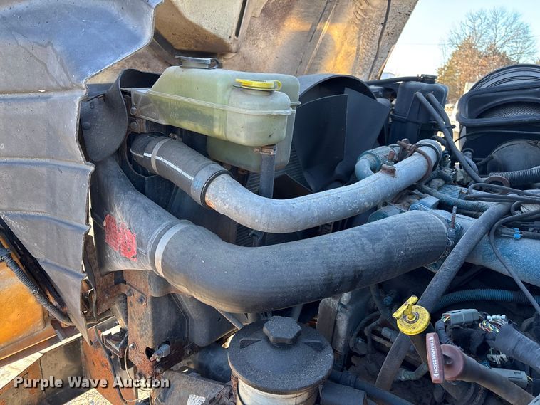 image for item FB2992 2005 International 7400 dump truck