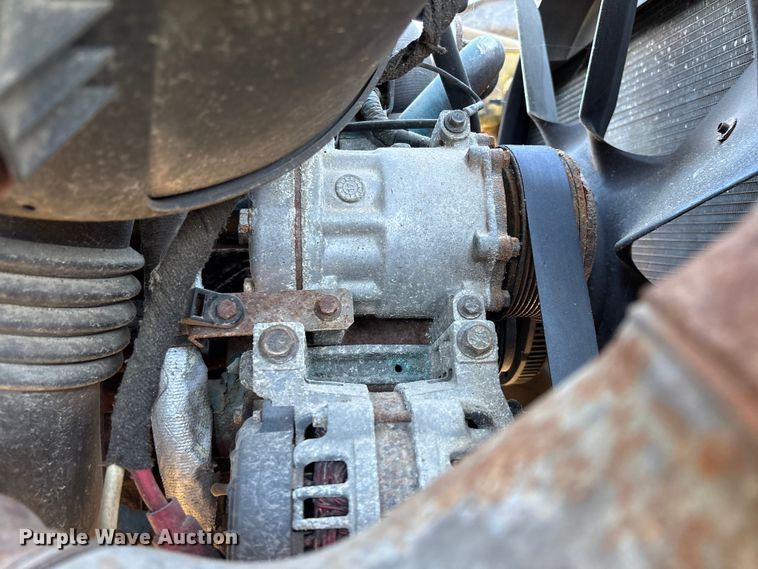 image for item FB2992 2005 International 7400 dump truck