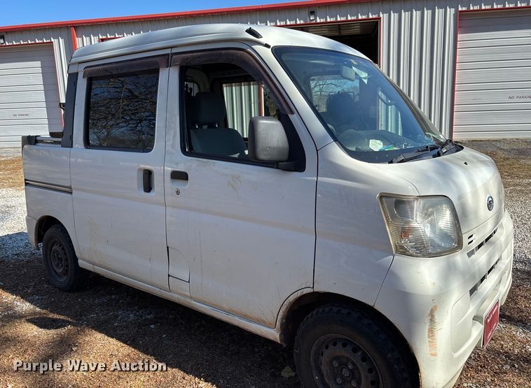 image for item FB2995 Daihatsu Hijet mini truck