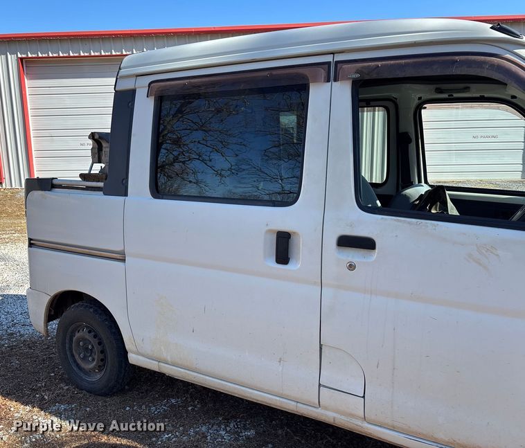 image for item FB2995 Daihatsu Hijet mini truck