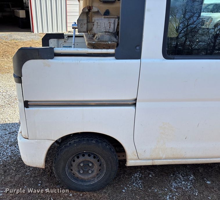 image for item FB2995 Daihatsu Hijet mini truck