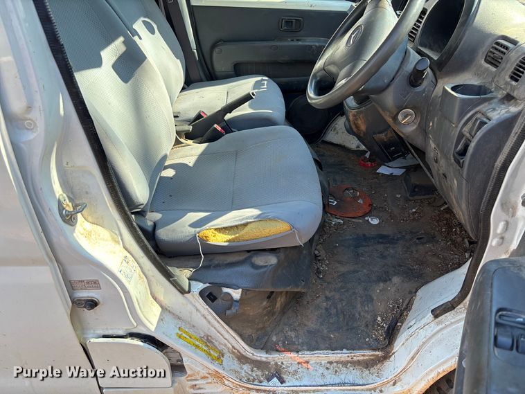 image for item FB2995 Daihatsu Hijet mini truck