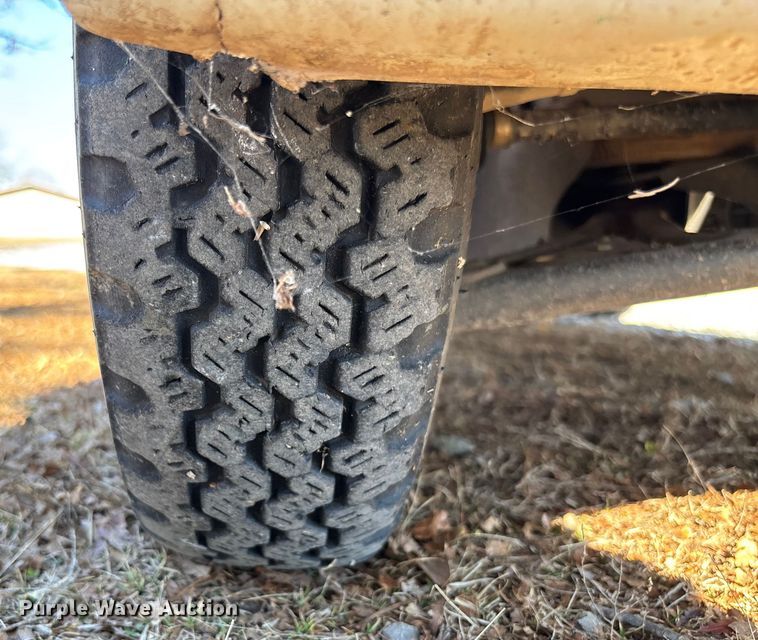 image for item FB2995 Daihatsu Hijet mini truck