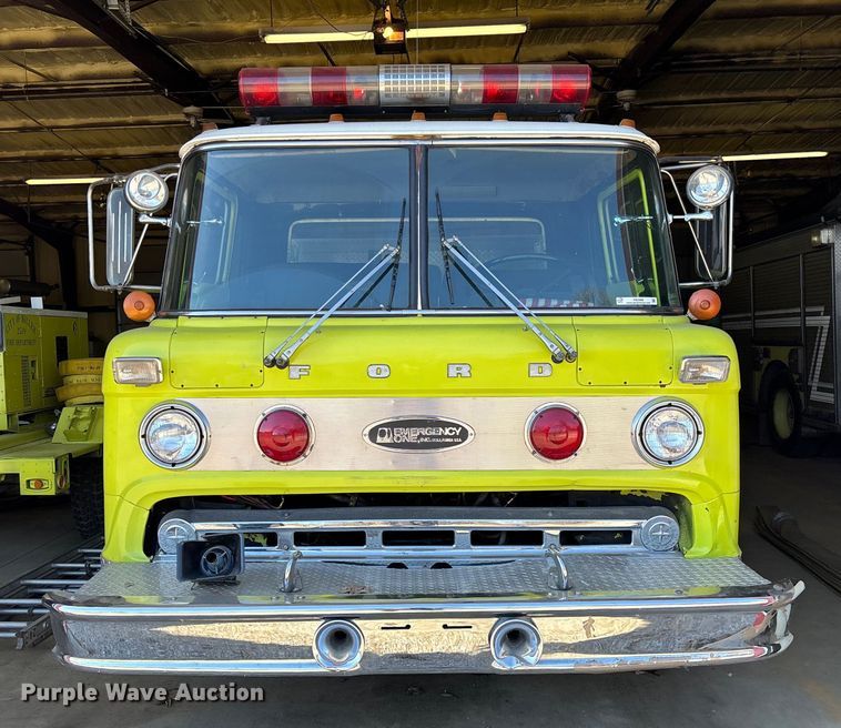 image for item FB2996 1980 Ford 8000 pumper fire truck