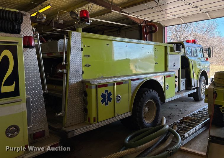 image for item FB2996 1980 Ford 8000 pumper fire truck