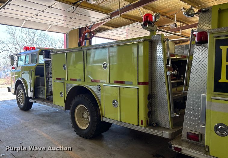 image for item FB2996 1980 Ford 8000 pumper fire truck