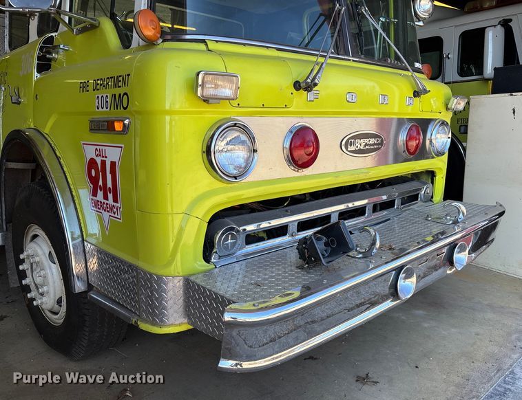 image for item FB2996 1980 Ford 8000 pumper fire truck