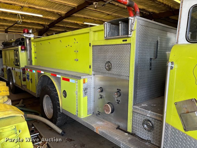 image for item FB2996 1980 Ford 8000 pumper fire truck