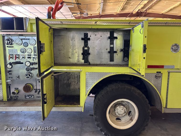 image for item FB2996 1980 Ford 8000 pumper fire truck