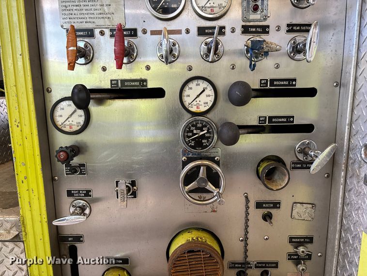 image for item FB2996 1980 Ford 8000 pumper fire truck