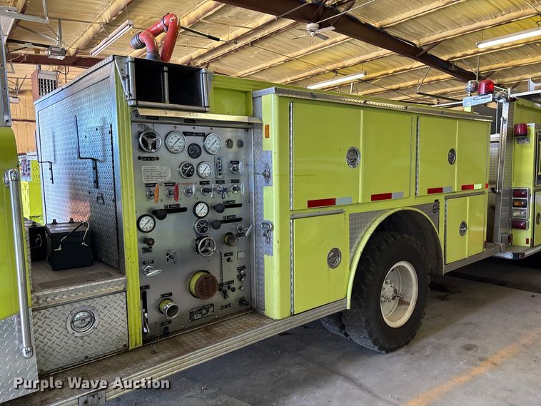 image for item FB2996 1980 Ford 8000 pumper fire truck