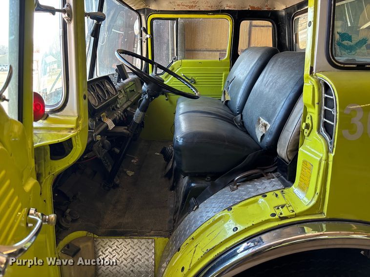 image for item FB2996 1980 Ford 8000 pumper fire truck