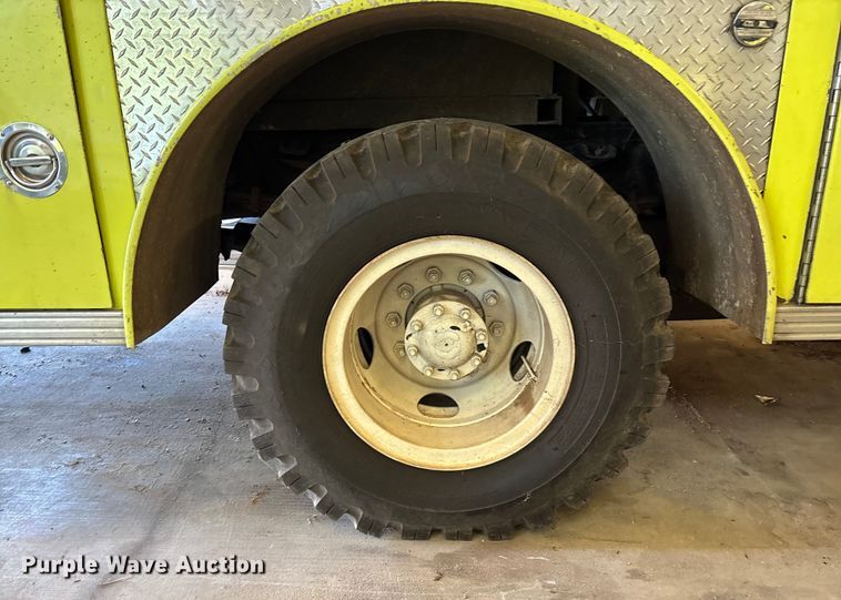 image for item FB2996 1980 Ford 8000 pumper fire truck