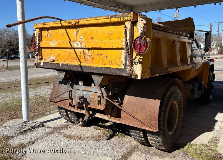 image for item FB2997 1987 Chevrolet C70 dump truck