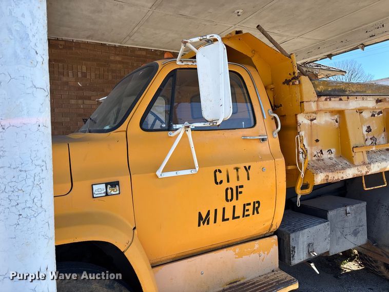 image for item FB2997 1987 Chevrolet C70 dump truck