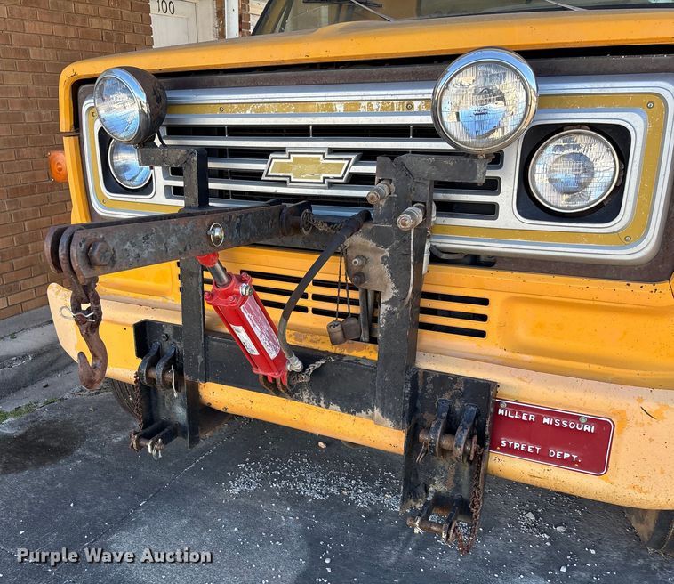 image for item FB2997 1987 Chevrolet C70 dump truck