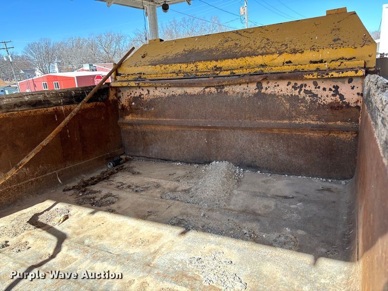 image for item FB2997 1987 Chevrolet C70 dump truck