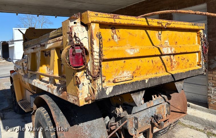 image for item FB2997 1987 Chevrolet C70 dump truck