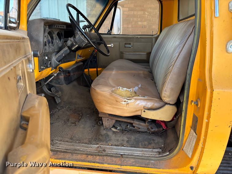 image for item FB2997 1987 Chevrolet C70 dump truck