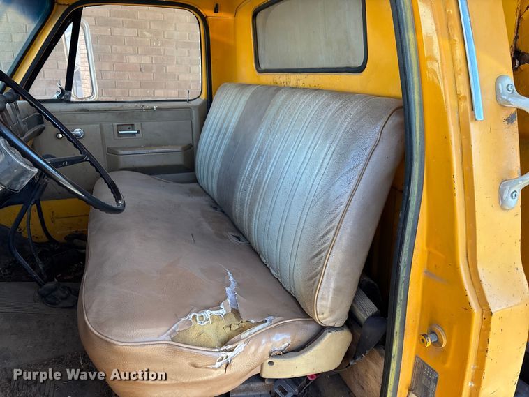 image for item FB2997 1987 Chevrolet C70 dump truck