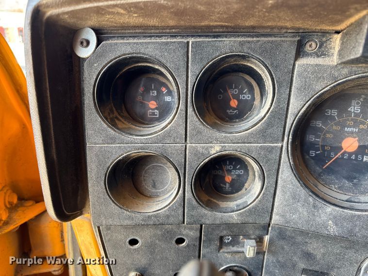 image for item FB2997 1987 Chevrolet C70 dump truck