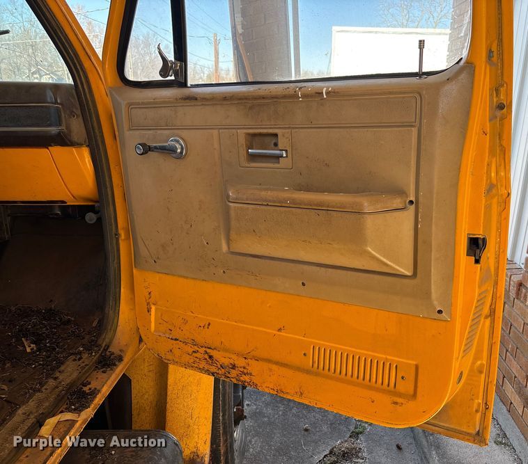 image for item FB2997 1987 Chevrolet C70 dump truck