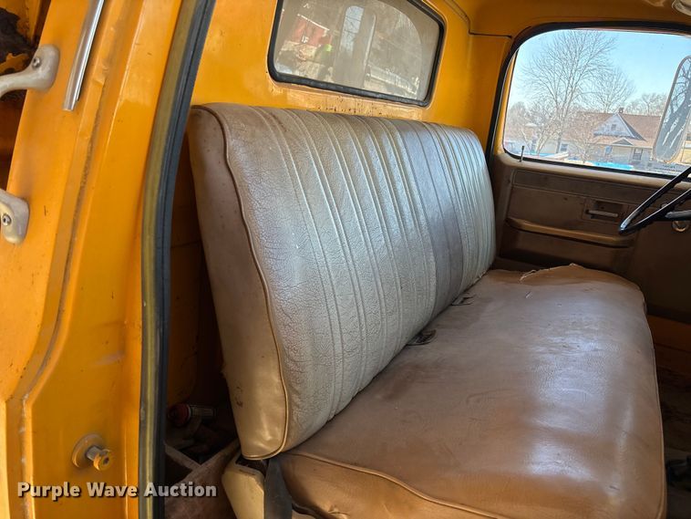 image for item FB2997 1987 Chevrolet C70 dump truck