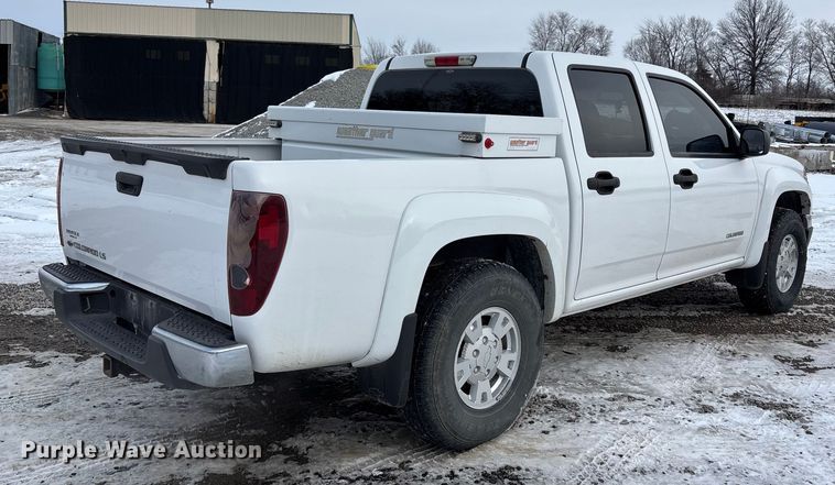 image for item FB3488 2004 Chevrolet Colorado Crew Cab pickup truck
