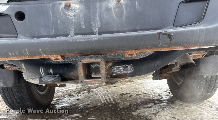 image for item FB3488 2004 Chevrolet Colorado Crew Cab pickup truck