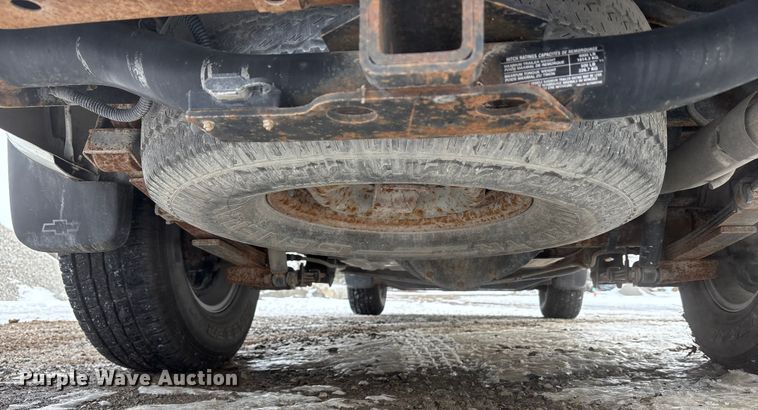 image for item FB3488 2004 Chevrolet Colorado Crew Cab pickup truck