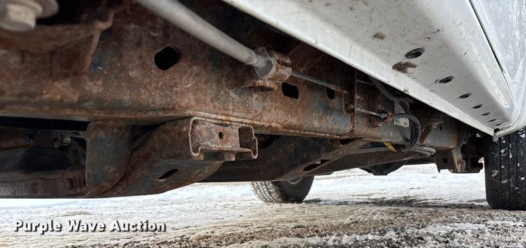 image for item FB3488 2004 Chevrolet Colorado Crew Cab pickup truck