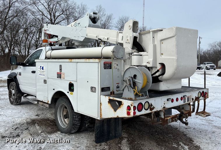 image for item FB3489 2009 Dodge Ram 5500 bucket truck