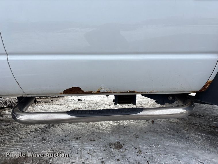 image for item FB3489 2009 Dodge Ram 5500 bucket truck