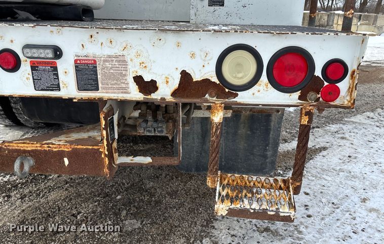 image for item FB3489 2009 Dodge Ram 5500 bucket truck