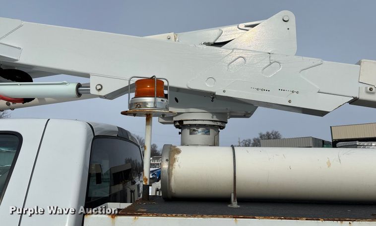 image for item FB3489 2009 Dodge Ram 5500 bucket truck