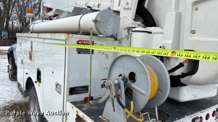 image for item FB3489 2009 Dodge Ram 5500 bucket truck