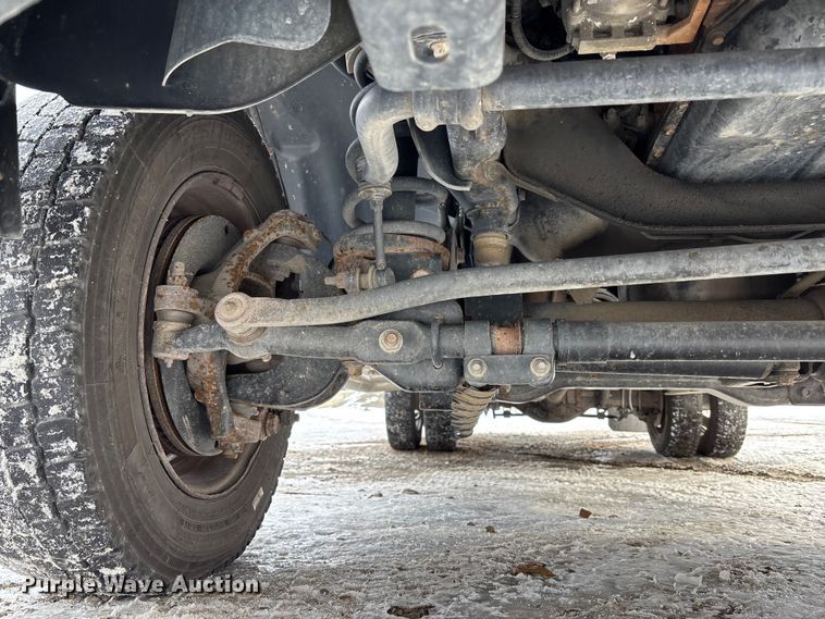 image for item FB3489 2009 Dodge Ram 5500 bucket truck