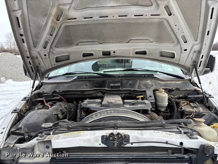 image for item FB3489 2009 Dodge Ram 5500 bucket truck