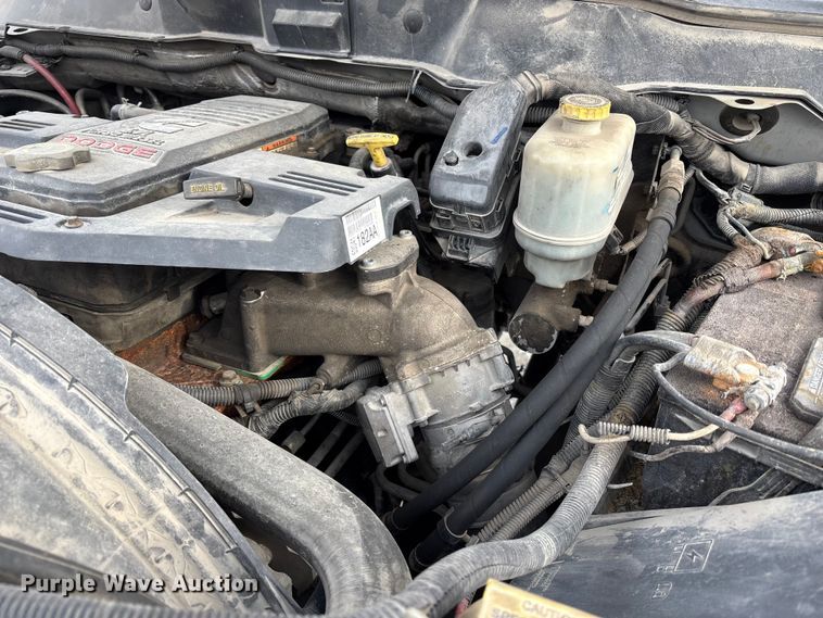 image for item FB3489 2009 Dodge Ram 5500 bucket truck