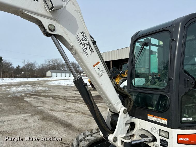 image for item FB3490 2005 Bobcat 435 mini excavator