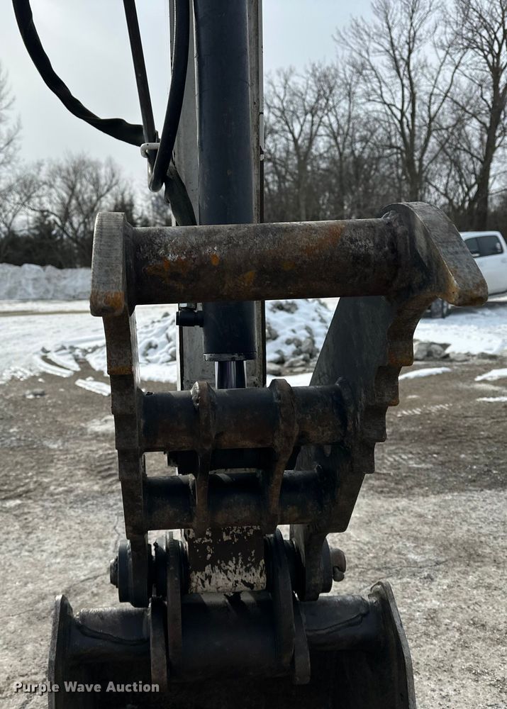 image for item FB3490 2005 Bobcat 435 mini excavator