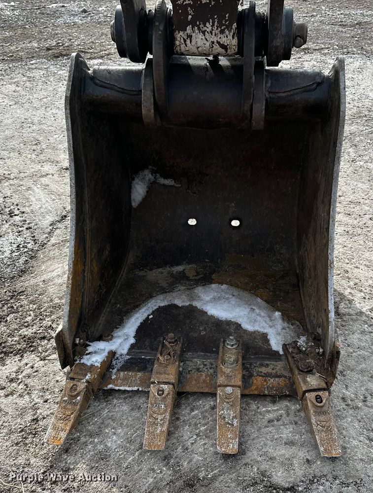 image for item FB3490 2005 Bobcat 435 mini excavator