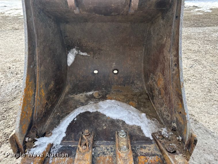 image for item FB3490 2005 Bobcat 435 mini excavator