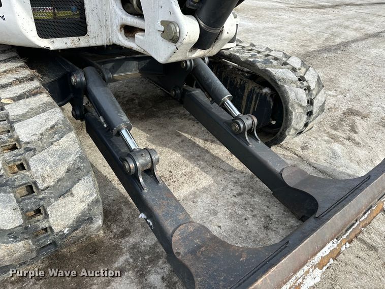 image for item FB3490 2005 Bobcat 435 mini excavator