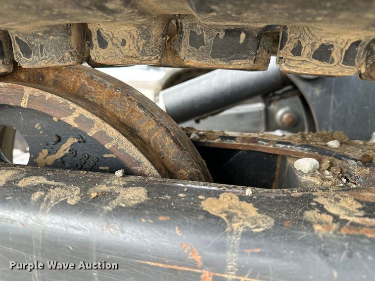 image for item FB3490 2005 Bobcat 435 mini excavator